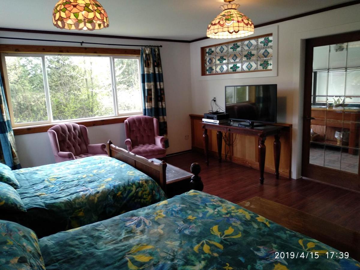 Harrison Hammond House Farmstay Harrison Mills Esterno foto