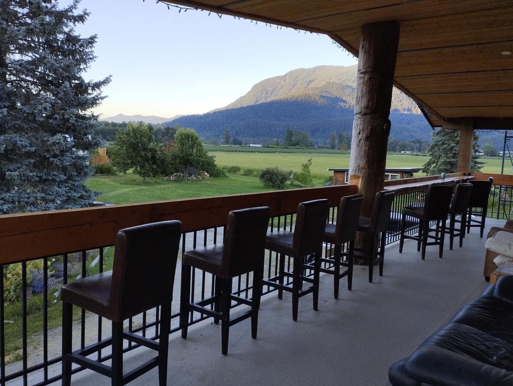Harrison Hammond House Farmstay Harrison Mills Esterno foto