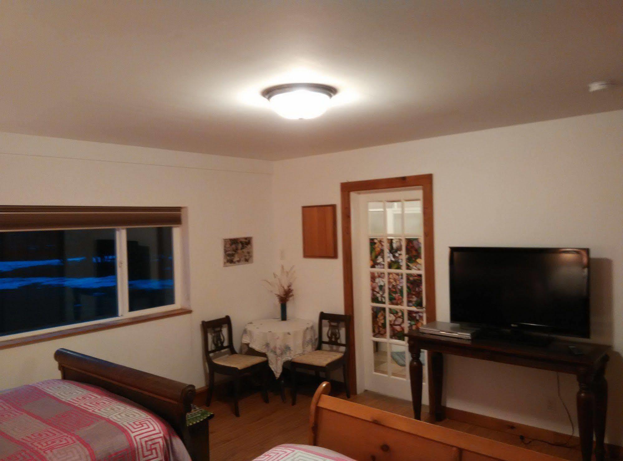 Harrison Hammond House Farmstay Harrison Mills Esterno foto