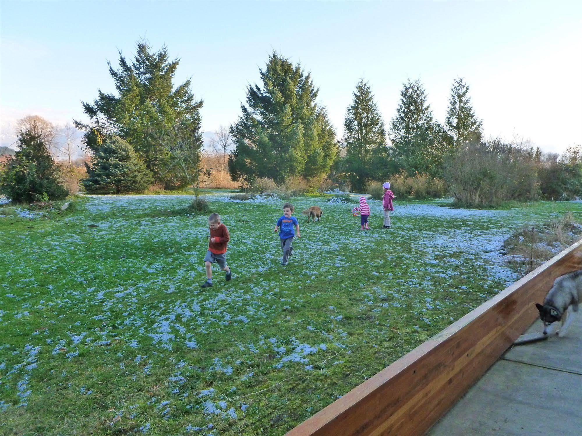 Harrison Hammond House Farmstay Harrison Mills Esterno foto