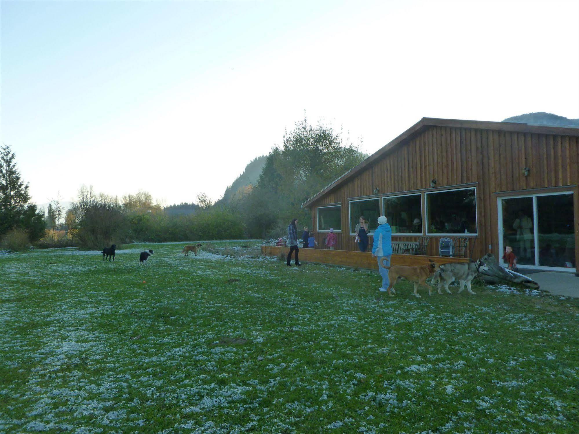 Harrison Hammond House Farmstay Harrison Mills Esterno foto